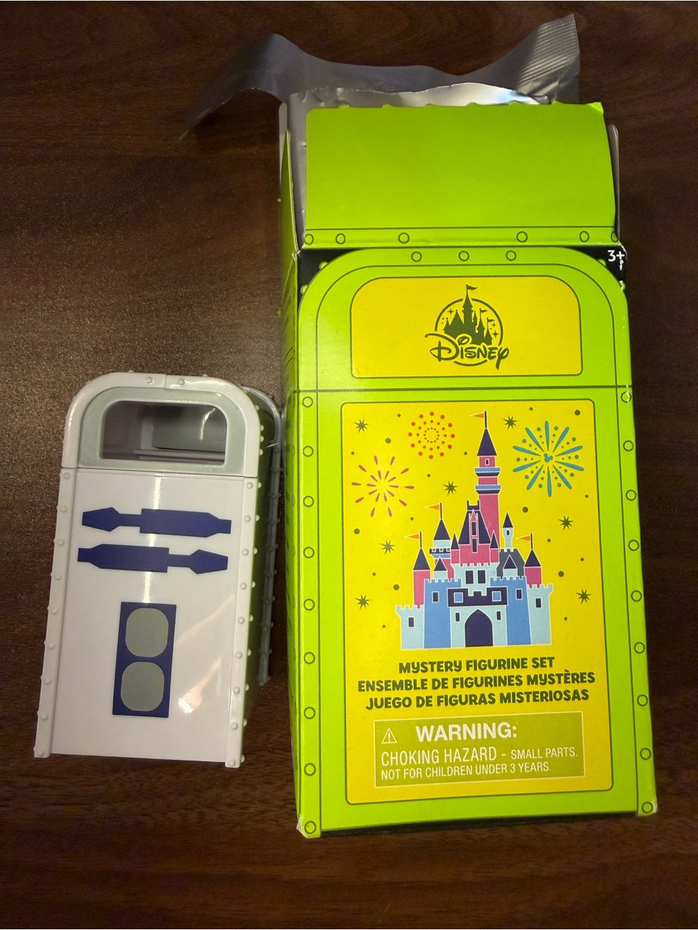 Disney Parks Trash Can Mystery Vinyl Collectible Figure - R2D2